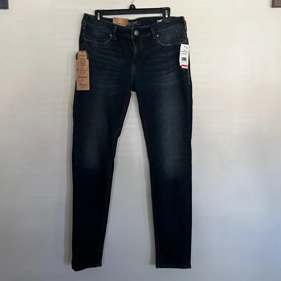 SUKI NWT FIT CURVED JEANS - Picture 1 of 11